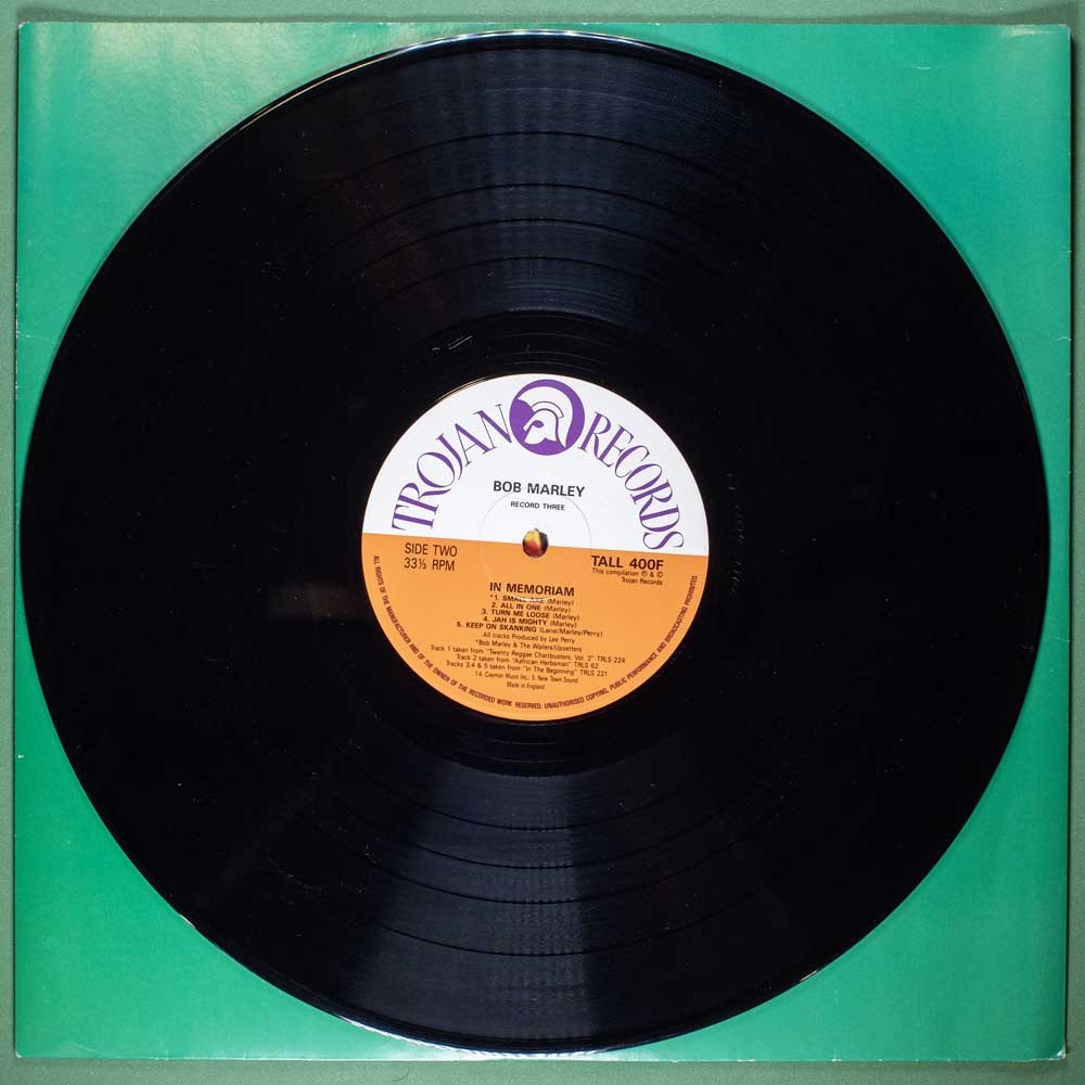 Bob Marley - In Memorian (BOX 3 LPs Importados) - Image 12