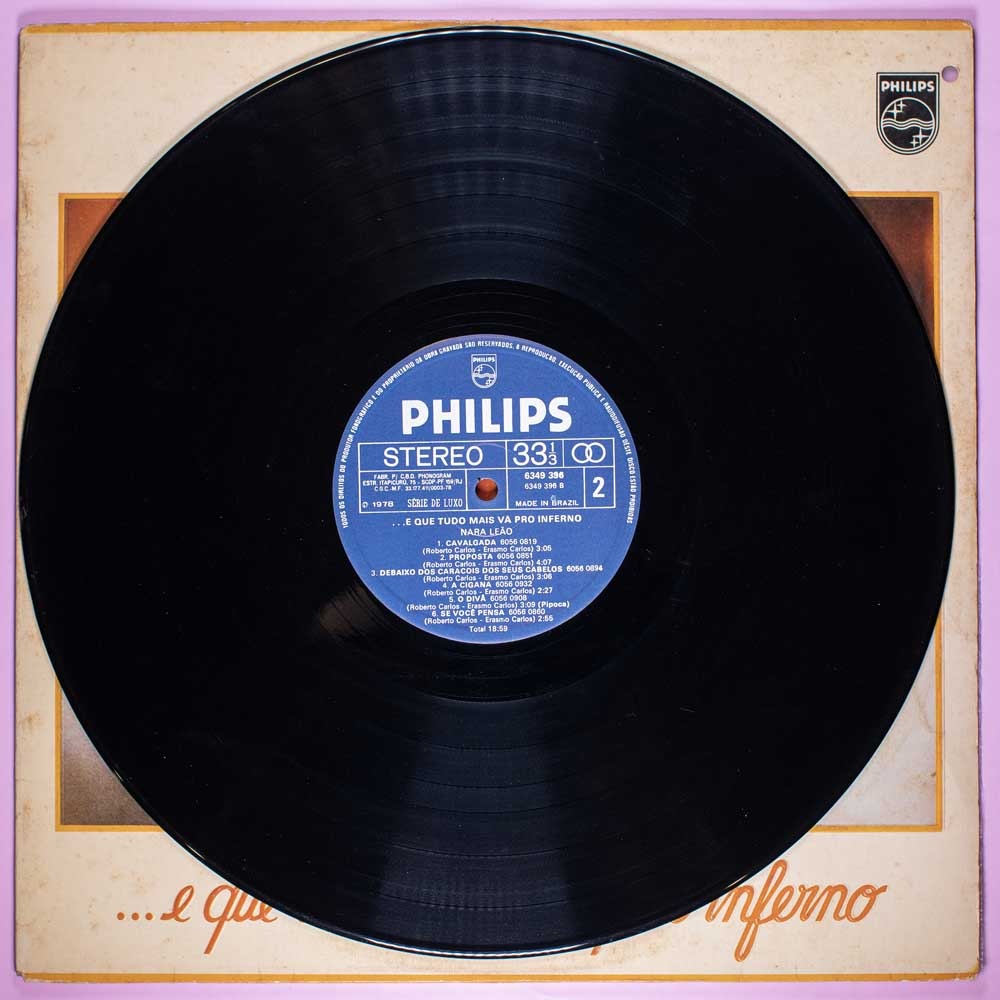 Nara Leão - ... E Que Tudo Mais Vá Pro Inferno (LP) - Image 3