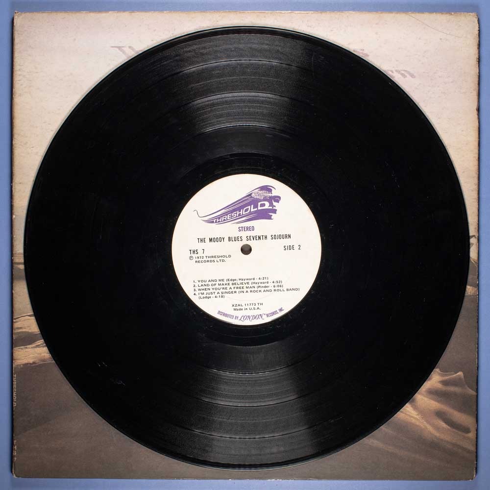 The Moody Blues - Seventh Sojourn (LP Importado) - Image 3