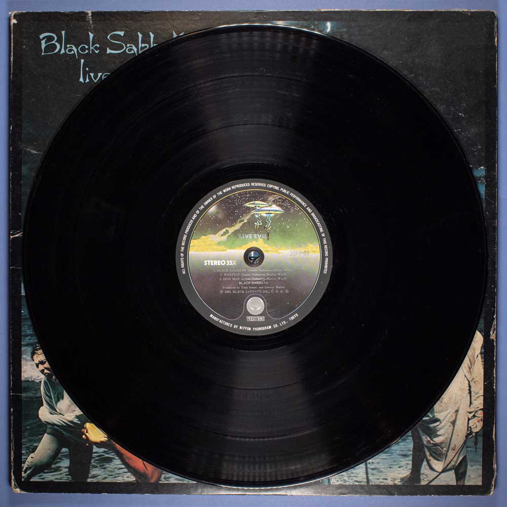 Black Sabbath - Evil Live (LP Duplo Importado) - Image 3