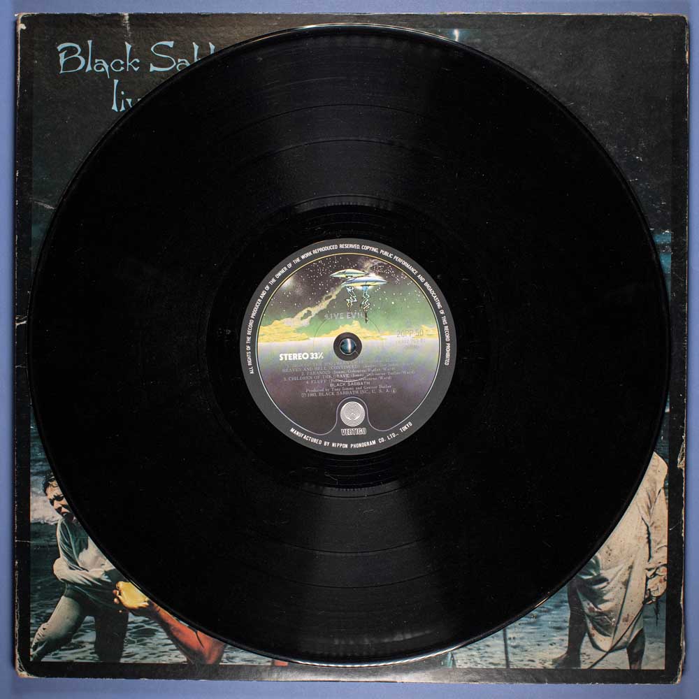 Black Sabbath - Evil Live (LP Duplo Importado) - Image 5